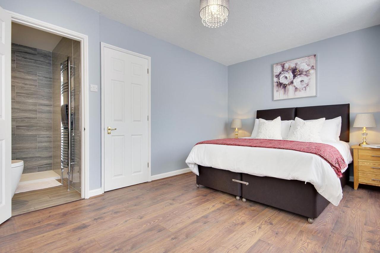 14 Oxford Mews - 5 Star Living For Up To 10 People Villa Southampton Bagian luar foto