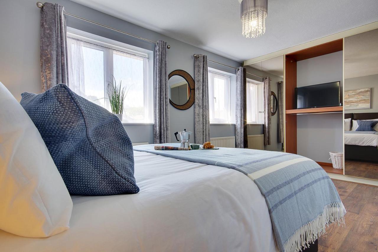 14 Oxford Mews - 5 Star Living For Up To 10 People Villa Southampton Bagian luar foto